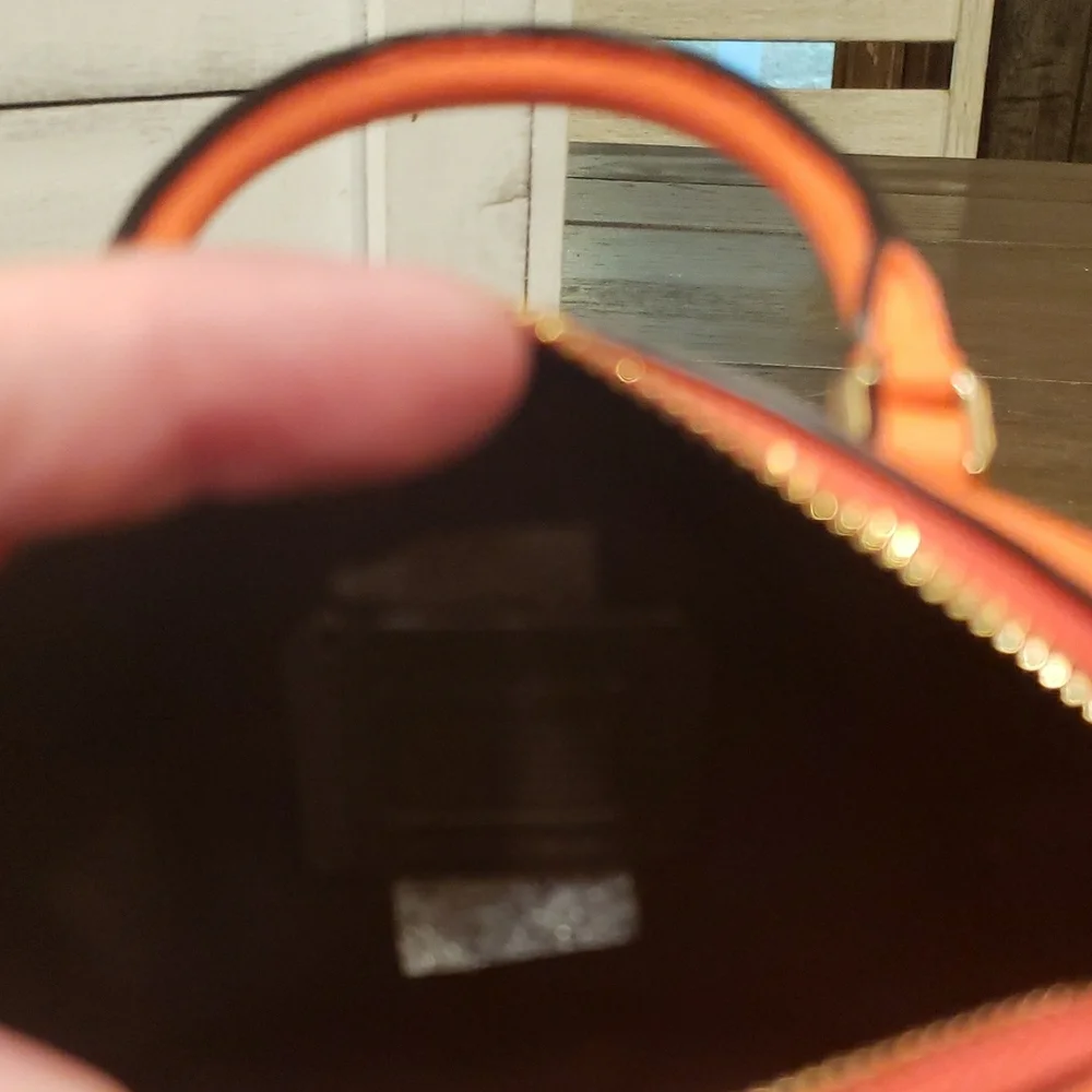 Coach Orange Leather Satchel with Embossed Design - Picture 4 of 6